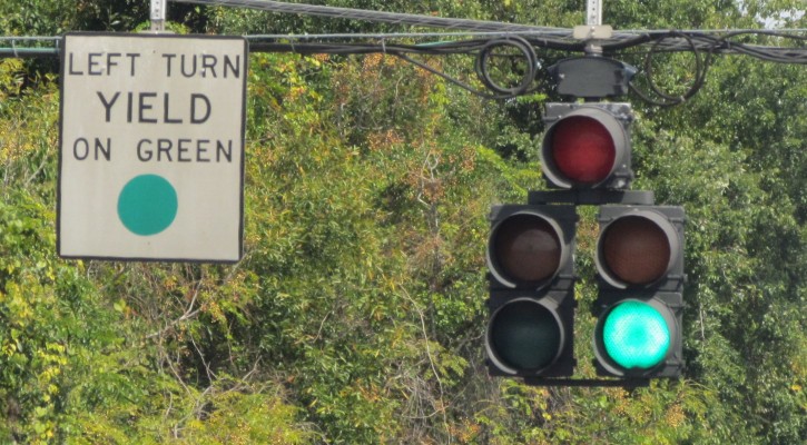 Left turn yield on green