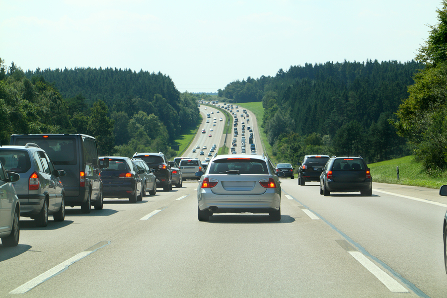 At Which Speeds Does The Three second Following Distance Method Work at-which-speeds-does-the-three-second-following-distance-method-work
